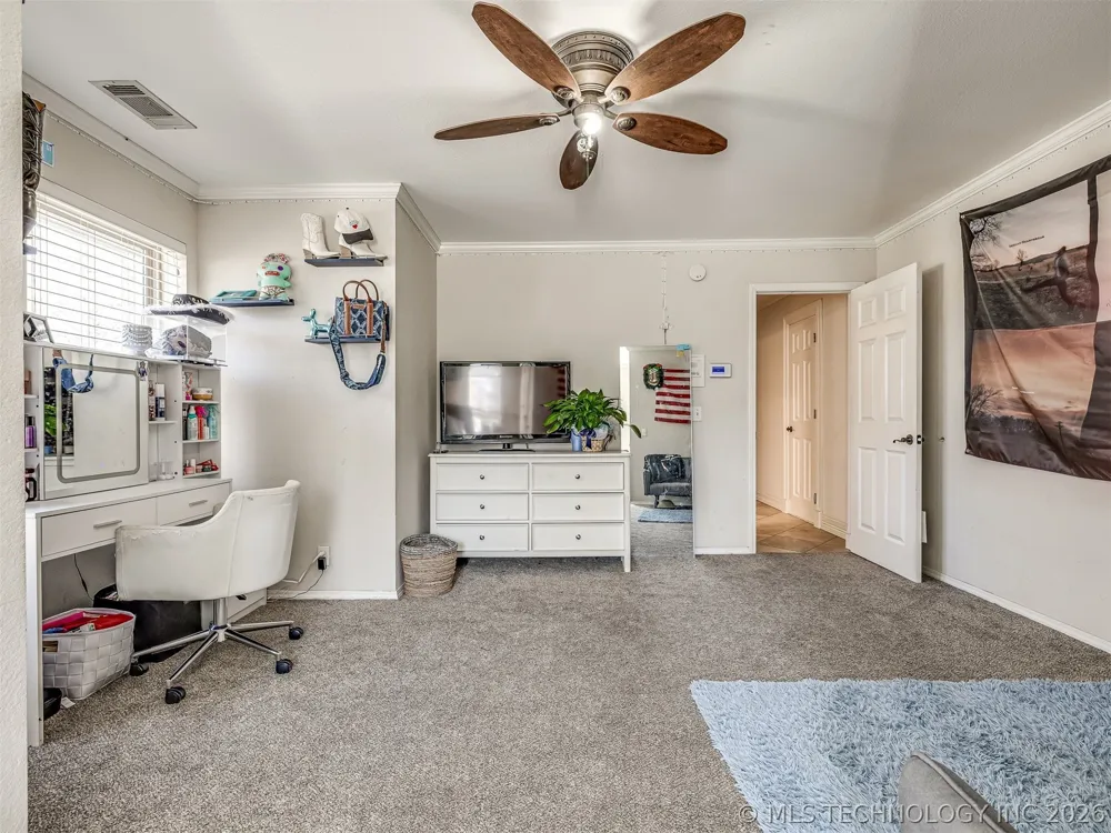 6301 S 5th Avenue Broken Arrow, OK 74011