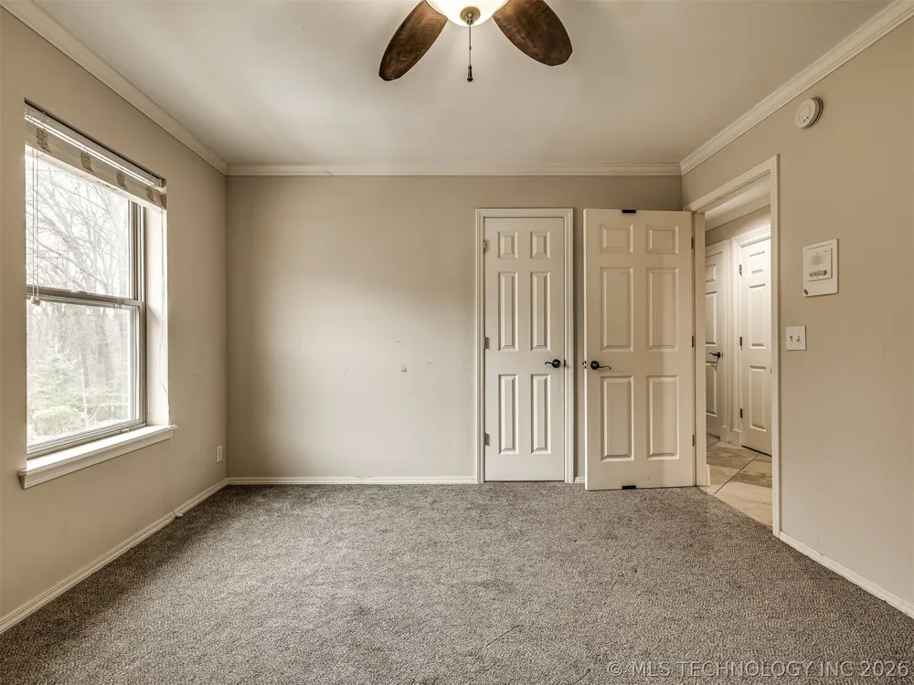 6301 S 5th Avenue Broken Arrow, OK 74011
