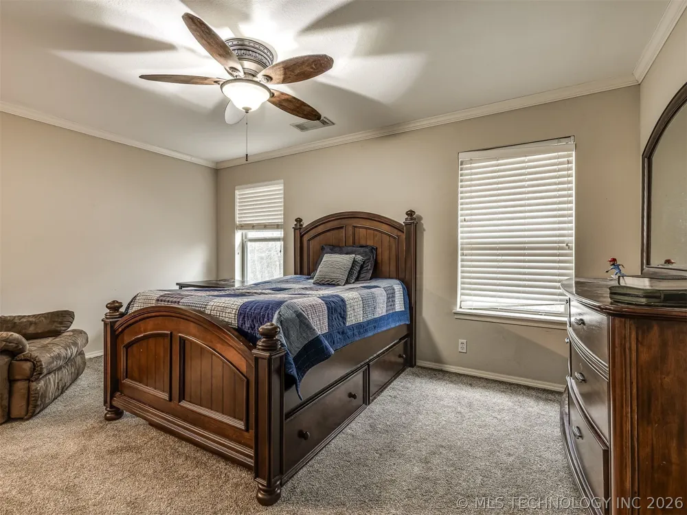6301 S 5th Avenue Broken Arrow, OK 74011