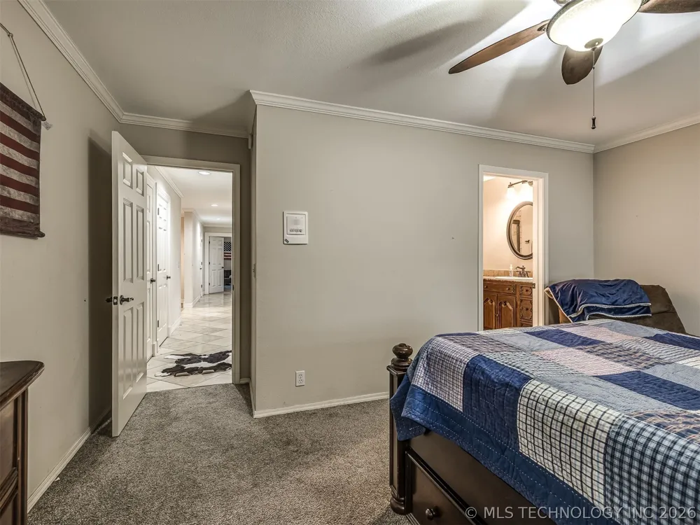 6301 S 5th Avenue Broken Arrow, OK 74011