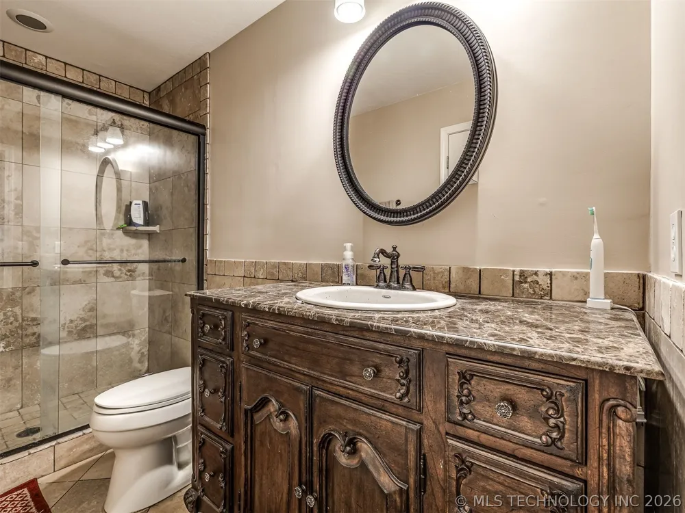6301 S 5th Avenue Broken Arrow, OK 74011