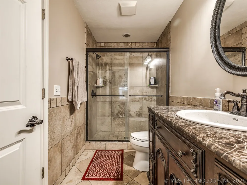 6301 S 5th Avenue Broken Arrow, OK 74011