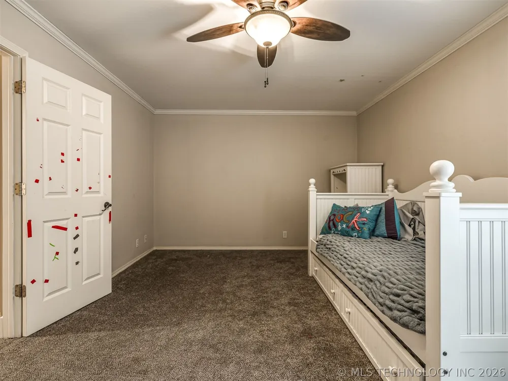 6301 S 5th Avenue Broken Arrow, OK 74011