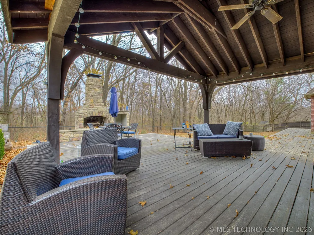 6301 S 5th Avenue Broken Arrow, OK 74011