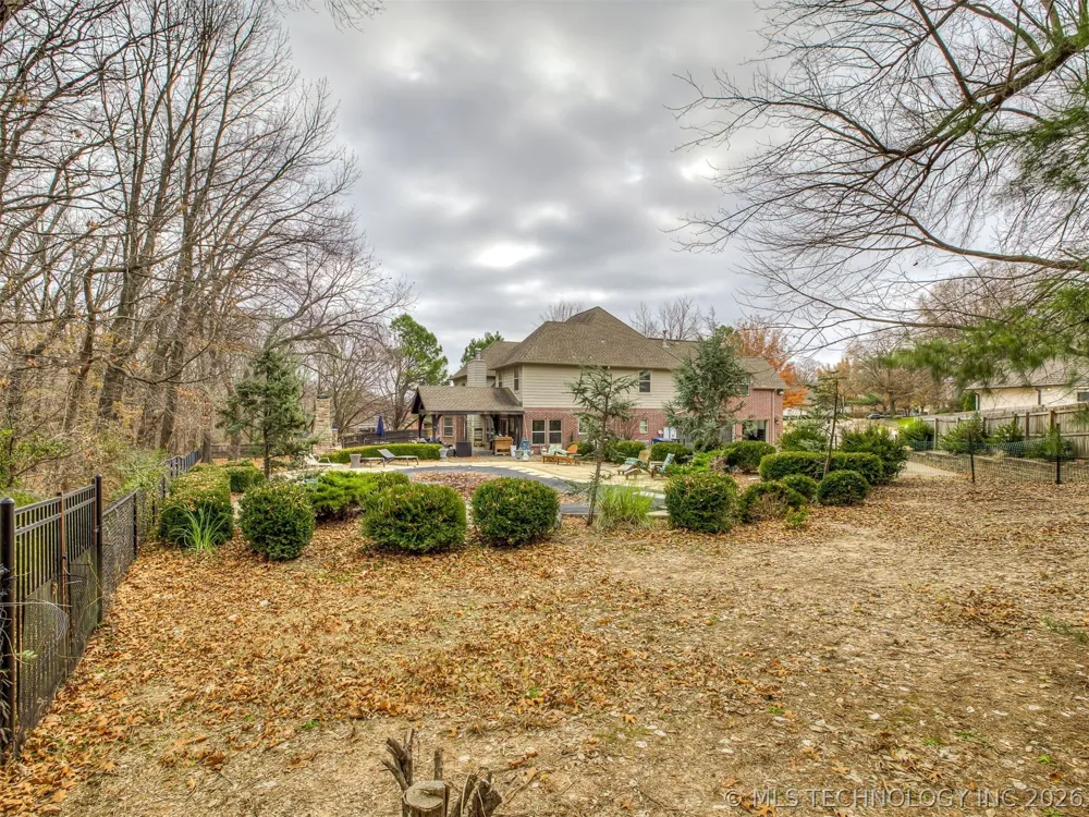 6301 S 5th Avenue Broken Arrow, OK 74011
