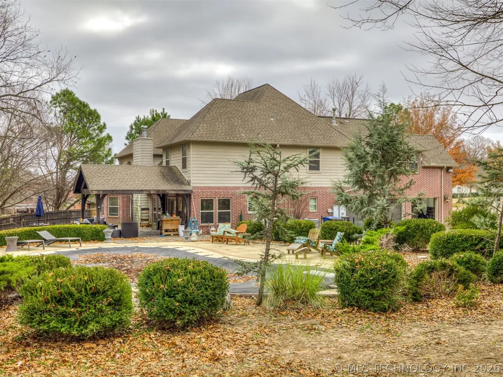 6301 S 5th Avenue Broken Arrow, OK 74011