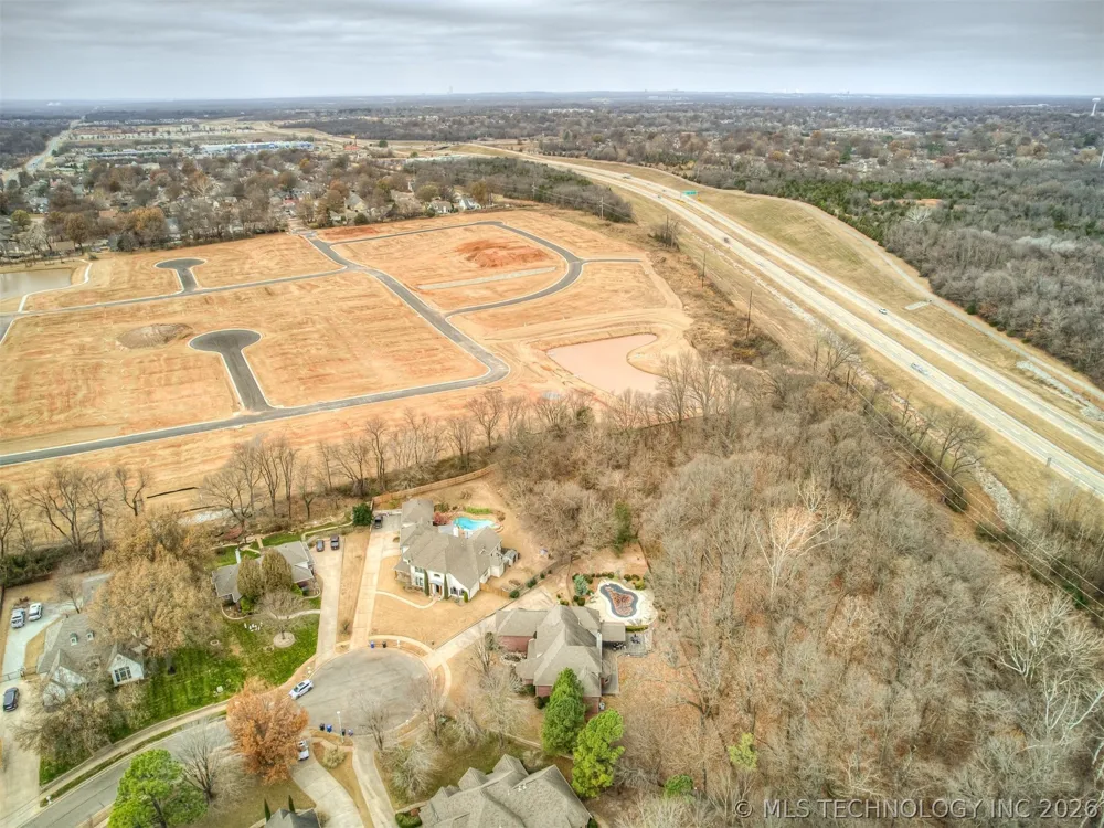 6301 S 5th Avenue Broken Arrow, OK 74011