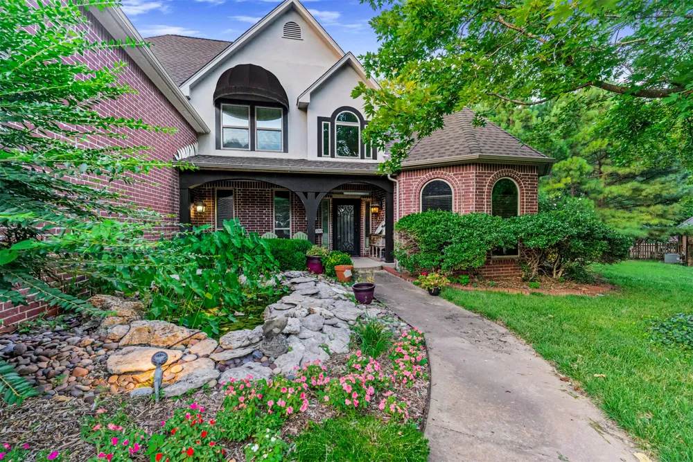 6301 S 5th Avenue Broken Arrow, OK 74011