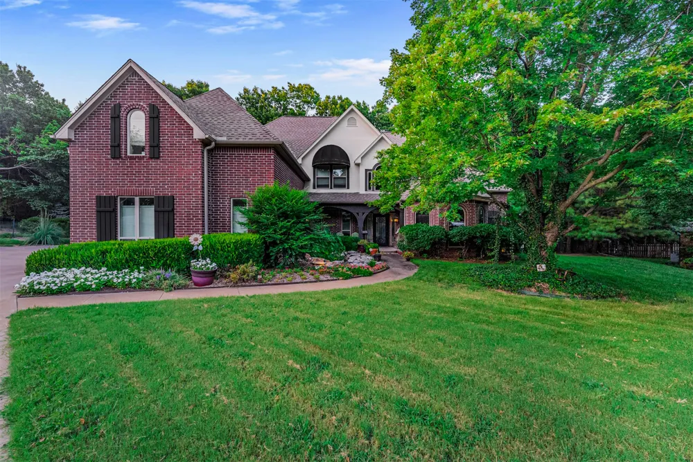 6301 S 5th Avenue Broken Arrow, OK 74011
