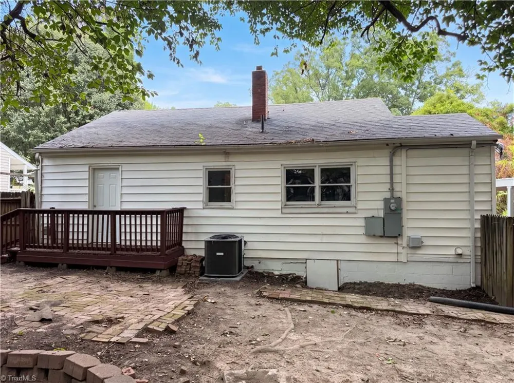 718 Hardeman Street Thomasville, NC 27360