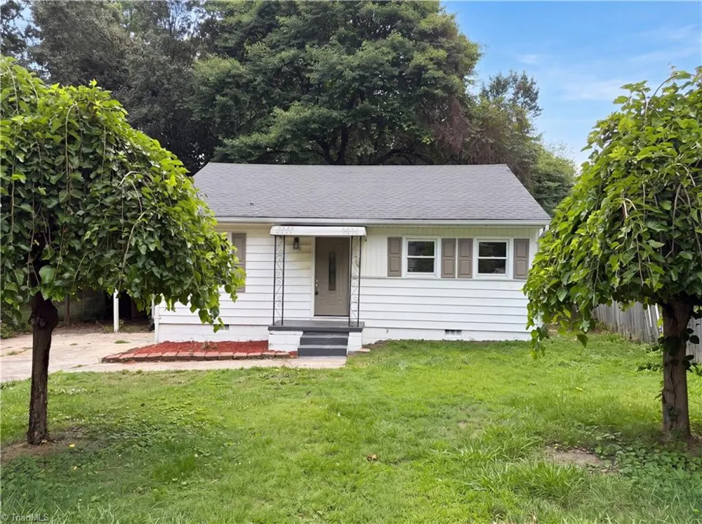 718 Hardeman Street Thomasville, NC 27360