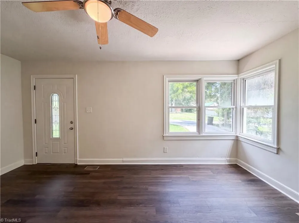 718 Hardeman Street Thomasville, NC 27360