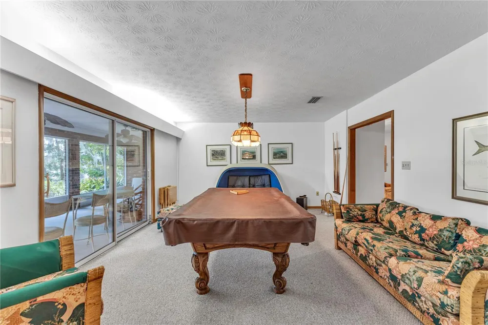 1940 ALICE DRIVE Astor, FL 32102