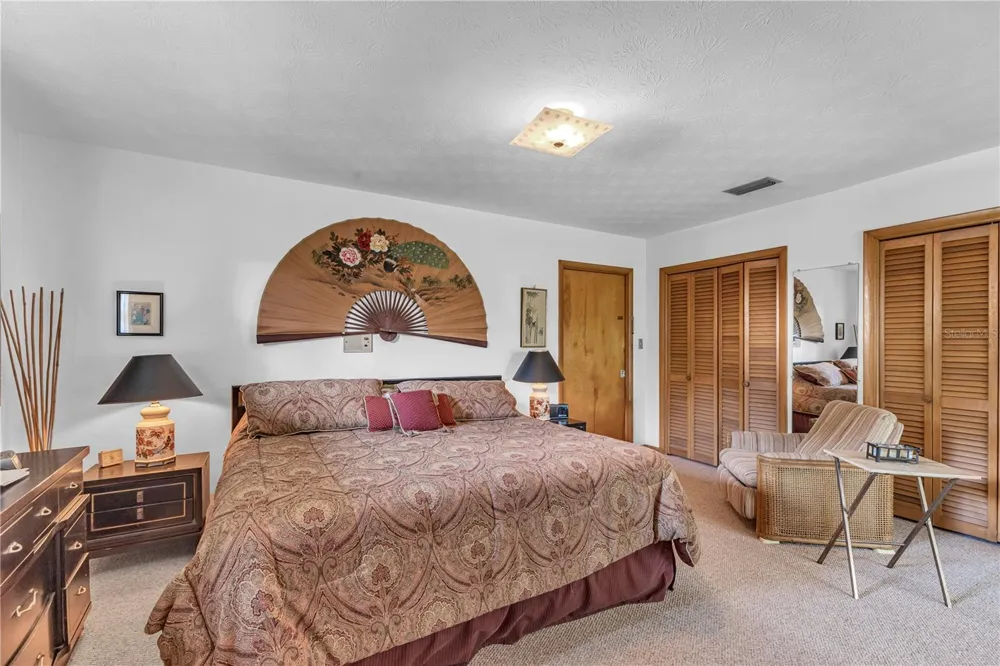 1940 ALICE DRIVE Astor, FL 32102