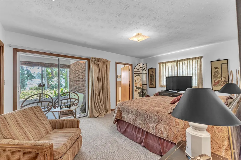 1940 ALICE DRIVE Astor, FL 32102