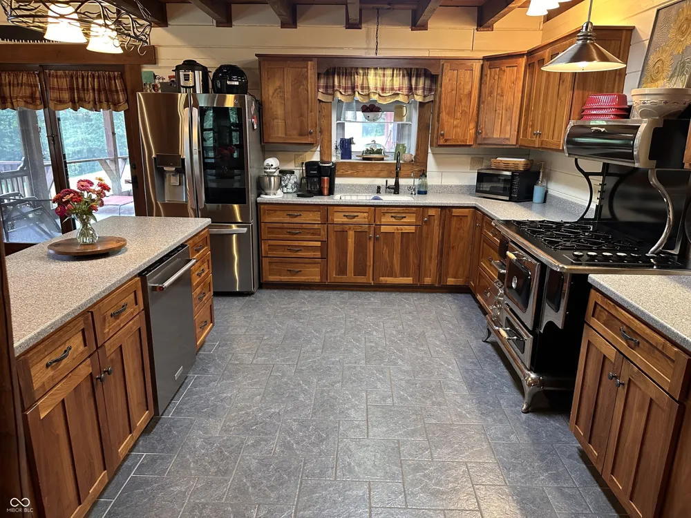 5988 Gentry Road Freedom, IN 47431