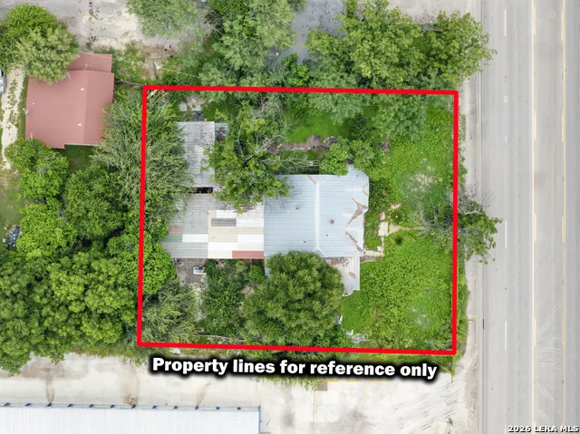555 W Main St Uvalde, TX 78801