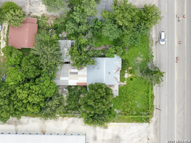 555 W Main St Uvalde, TX 78801