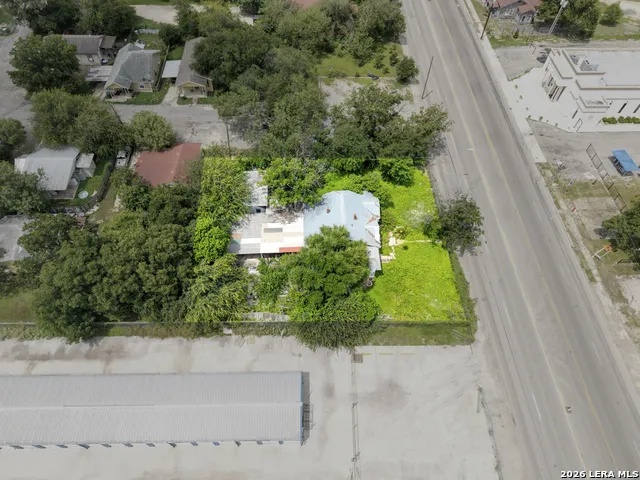 555 W Main St Uvalde, TX 78801