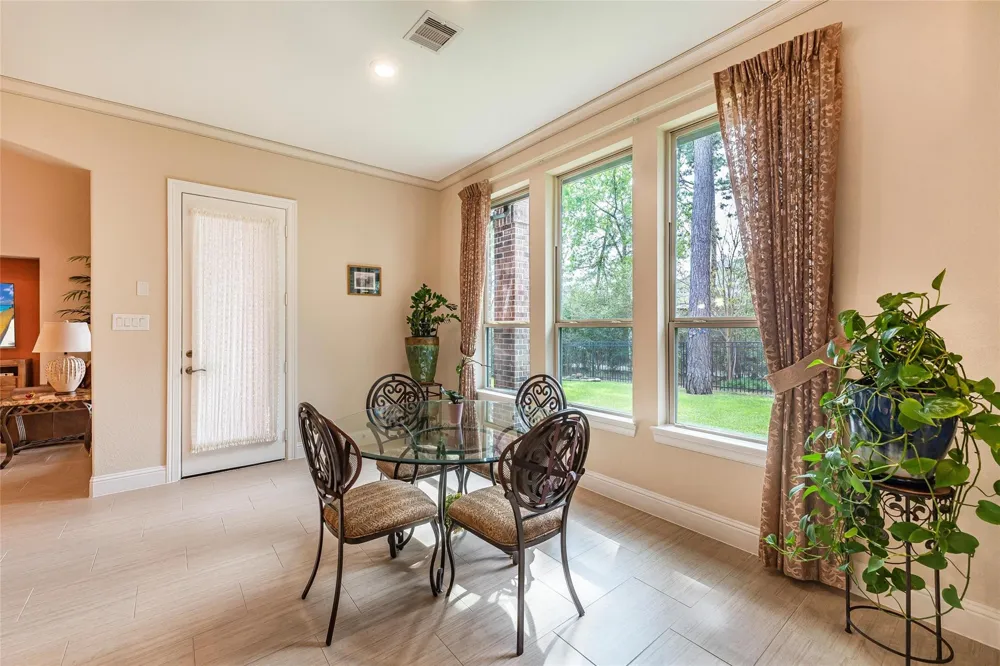 1006 Blossom Field Lane Pinehurst, TX 77362