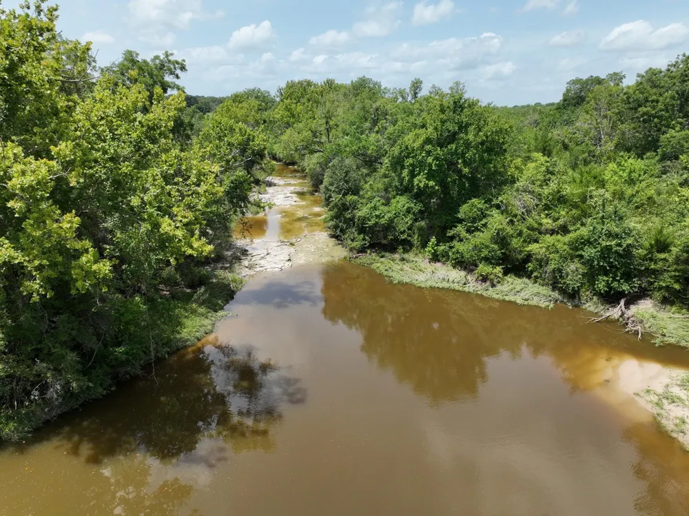 20525 Pickens Road Washington, TX 77880