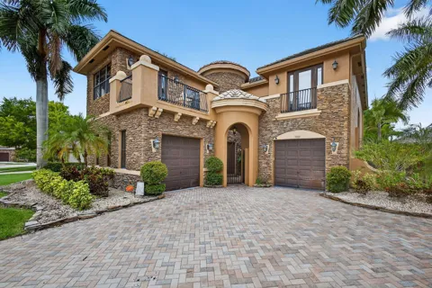 3501 Collonade Drive