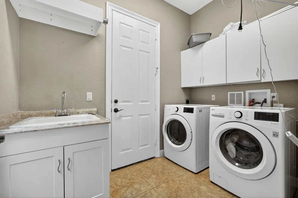 3501 Collonade Drive Wellington, FL 33449