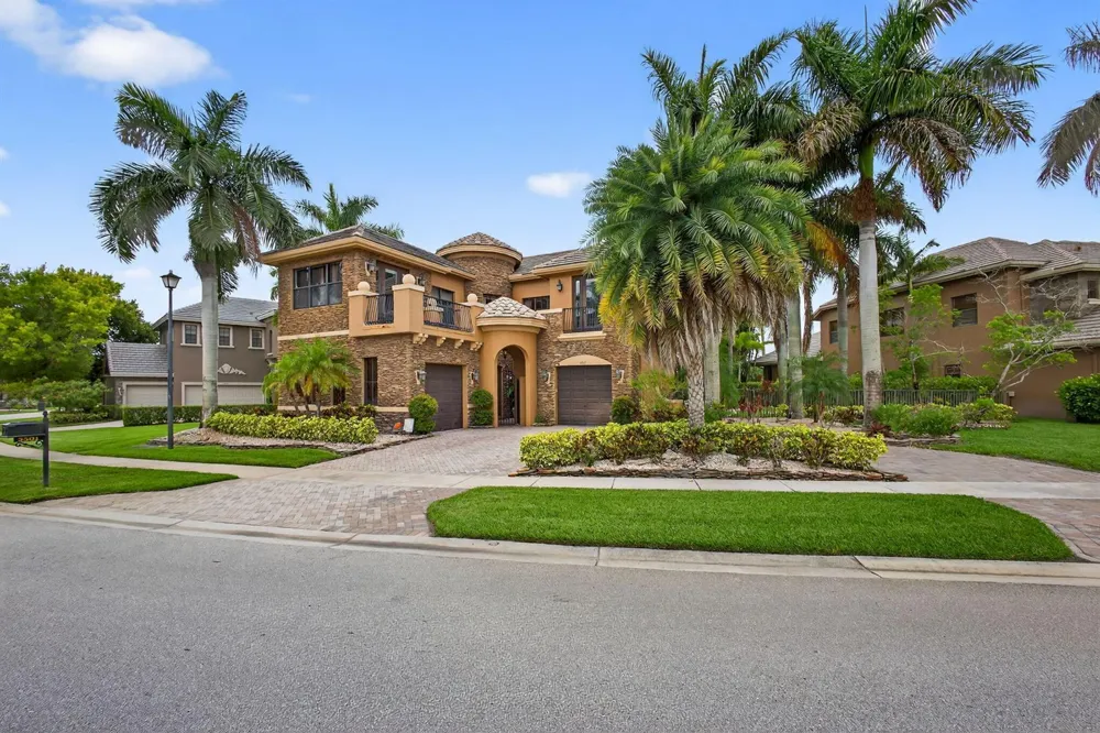 3501 Collonade Drive Wellington, FL 33449