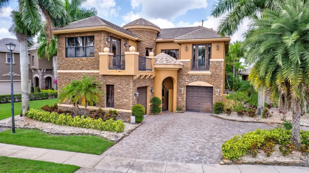 3501 Collonade Drive Wellington, FL 33449