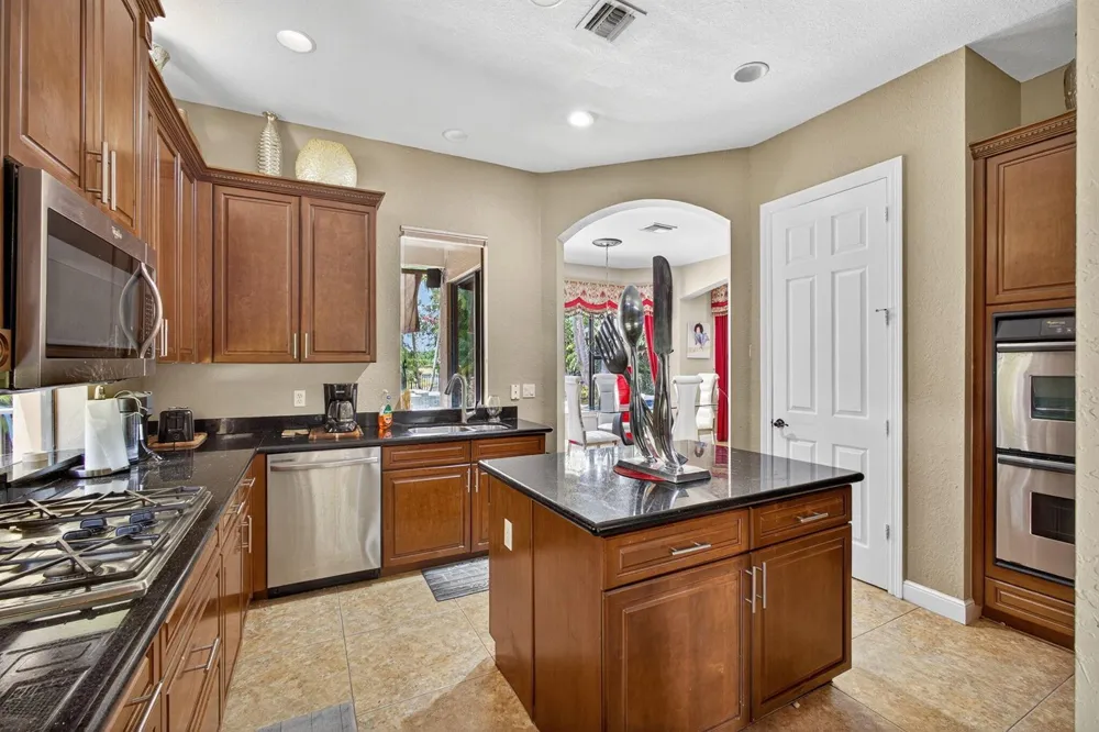 3501 Collonade Drive Wellington, FL 33449