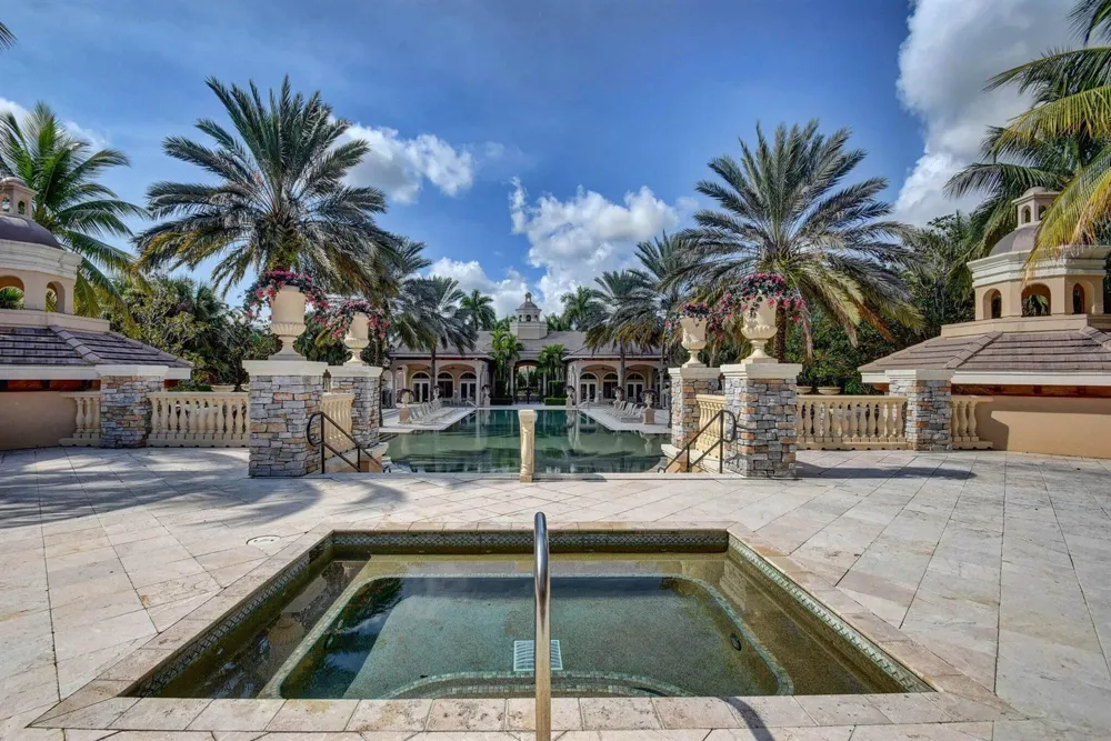 3501 Collonade Drive Wellington, FL 33449