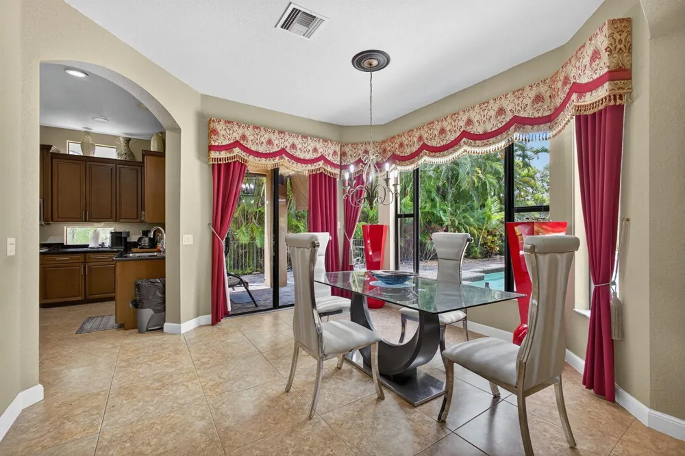 3501 Collonade Drive Wellington, FL 33449