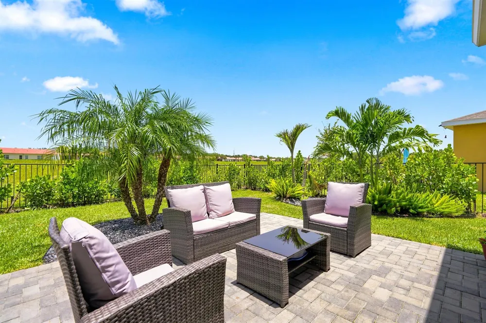 10555 SW VASARI WAY Port St. Lucie, FL 34987