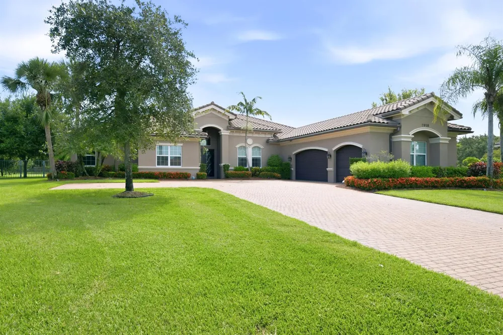 7918 Arbor Crest way Way West Palm Beach, FL 33412