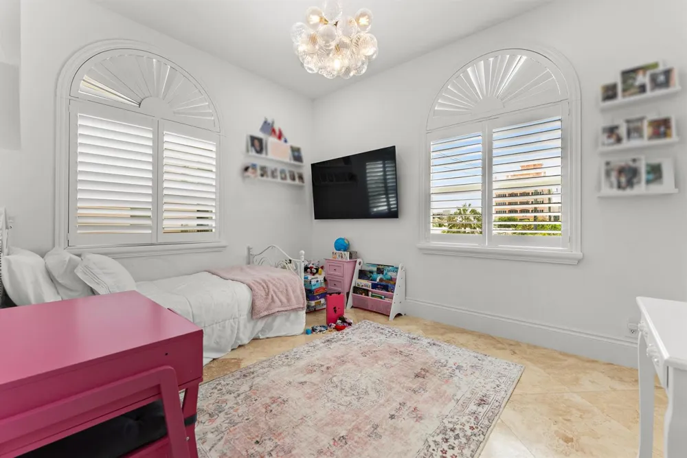 430 SUNSET DRIVE Pompano Beach, FL 33062