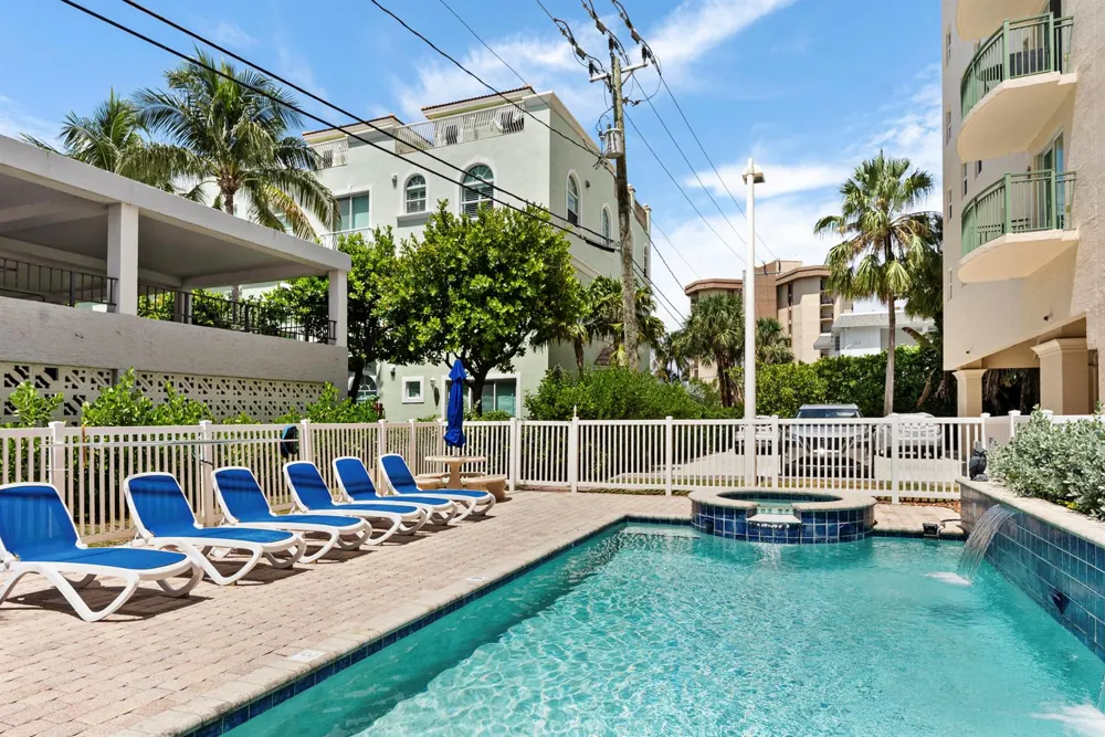 430 SUNSET DRIVE Pompano Beach, FL 33062