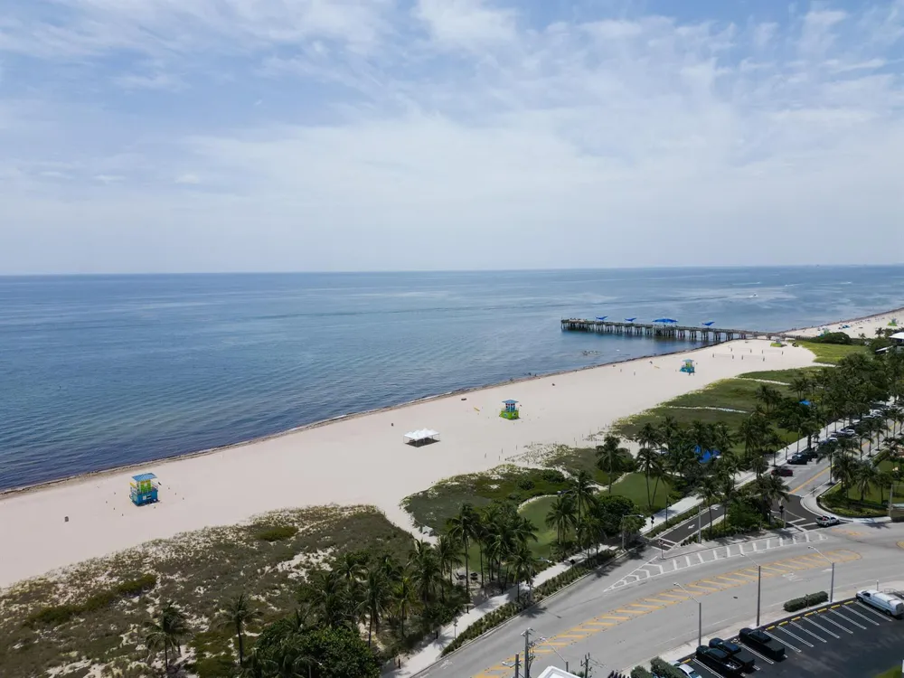 430 SUNSET DRIVE Pompano Beach, FL 33062