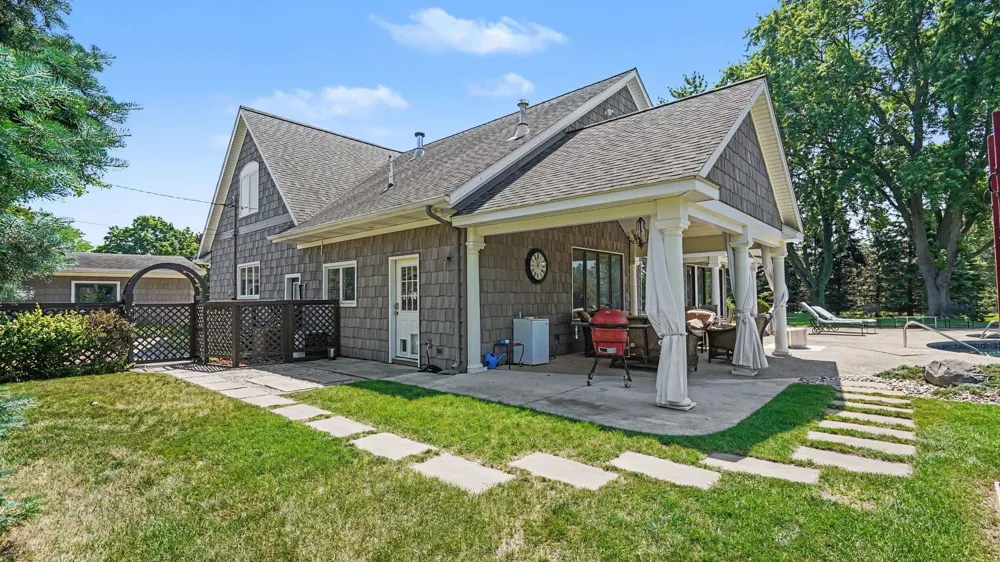 115 Golfside Drive Alma City, MI 48801