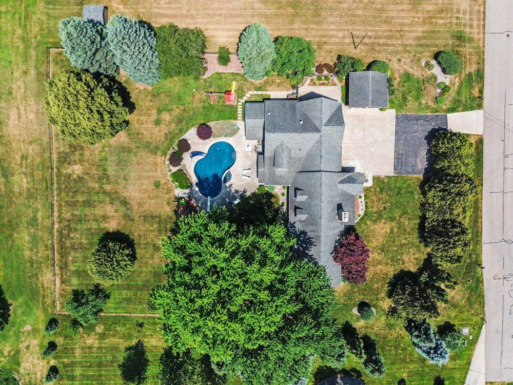 115 Golfside Drive Alma City, MI 48801