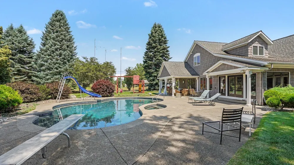115 Golfside Drive Alma City, MI 48801