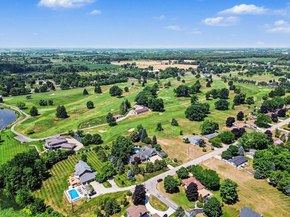 115 Golfside Drive Alma City, MI 48801