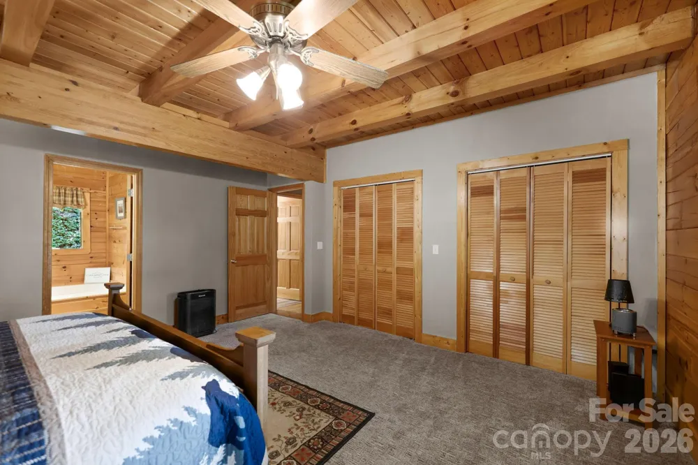 394 Hickory Drive Waynesville, NC 28786