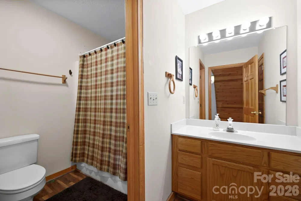 394 Hickory Drive Waynesville, NC 28786