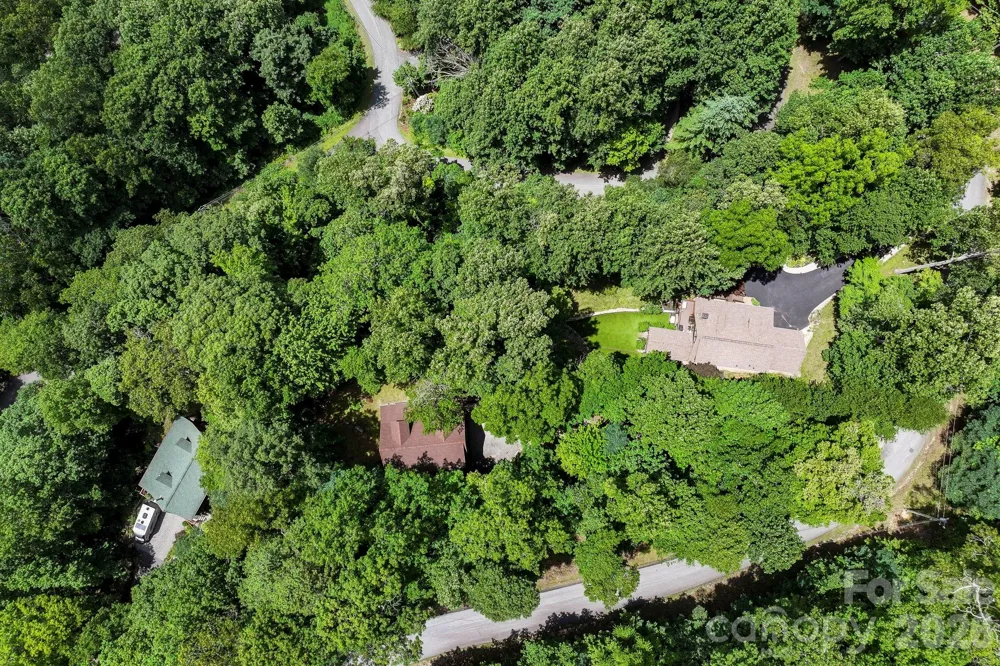 394 Hickory Drive Waynesville, NC 28786