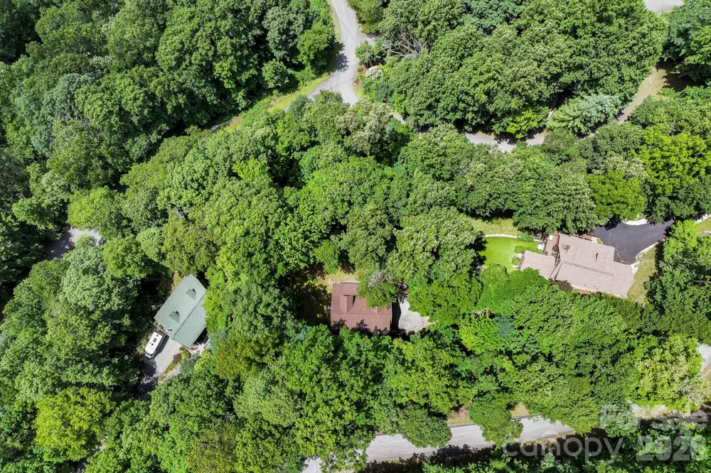 394 Hickory Drive Waynesville, NC 28786
