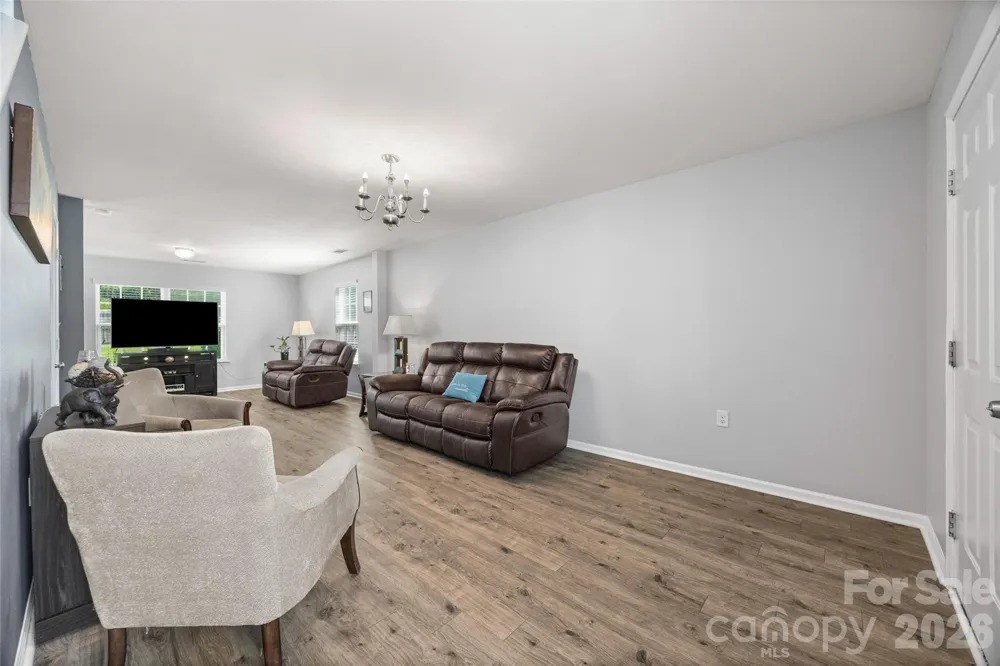 1772 Eastway Drive Dallas, NC 28034