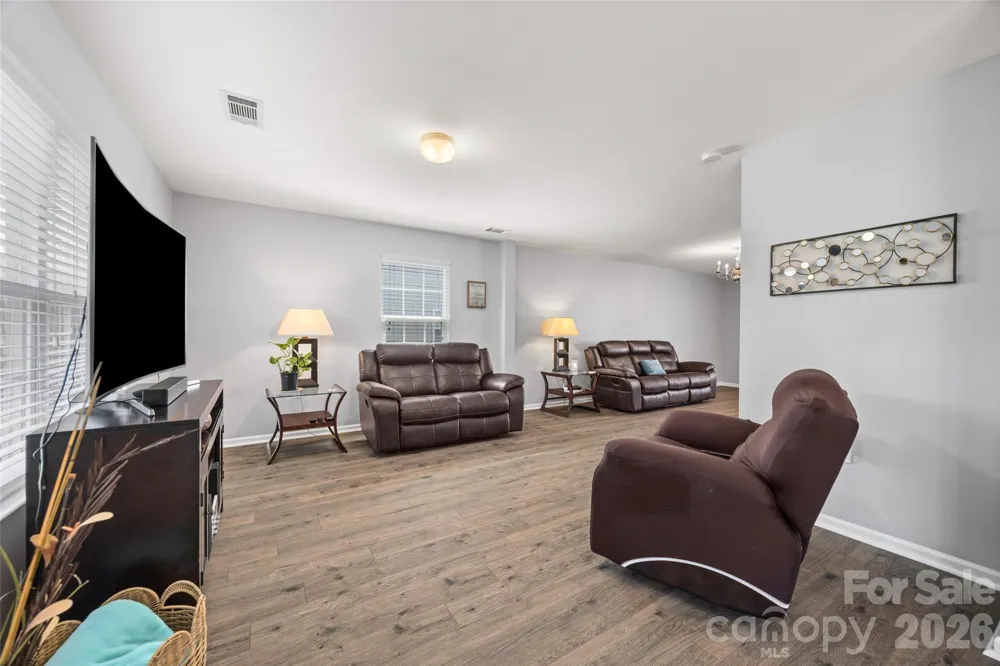 1772 Eastway Drive Dallas, NC 28034