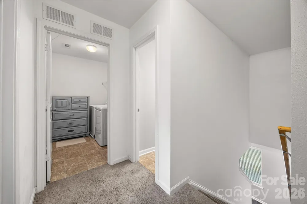 1772 Eastway Drive Dallas, NC 28034