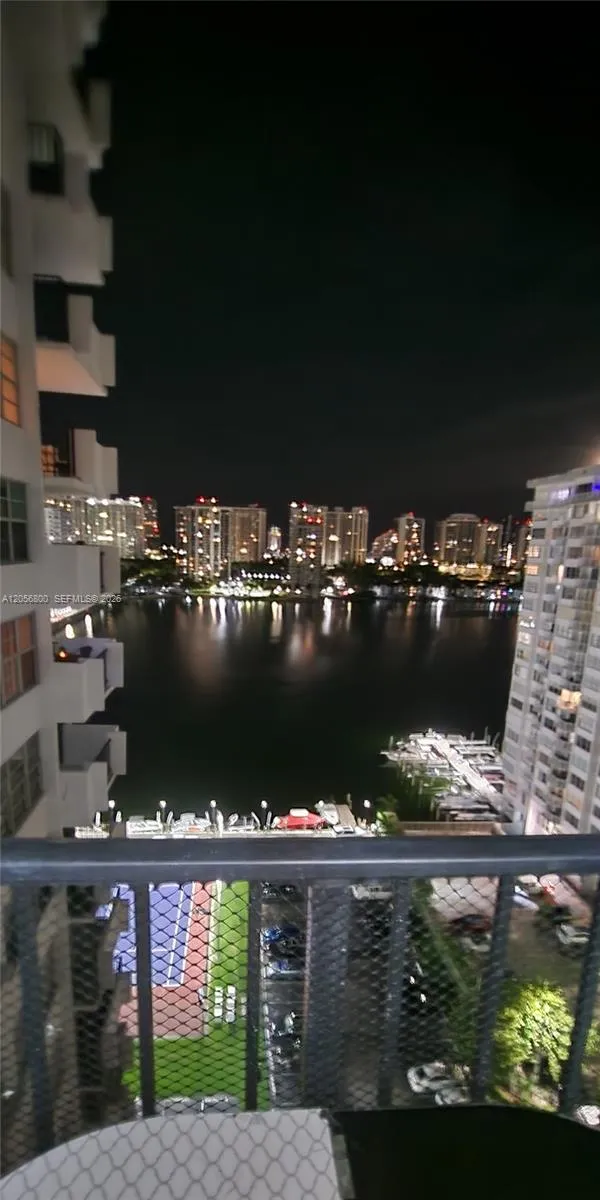 2750 NE 183rd St #1701 Aventura, FL 33160