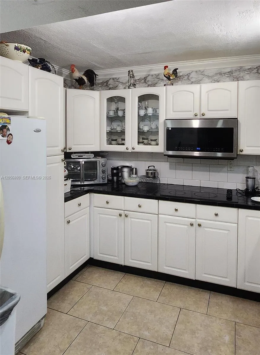 2750 NE 183rd St #1701 Aventura, FL 33160